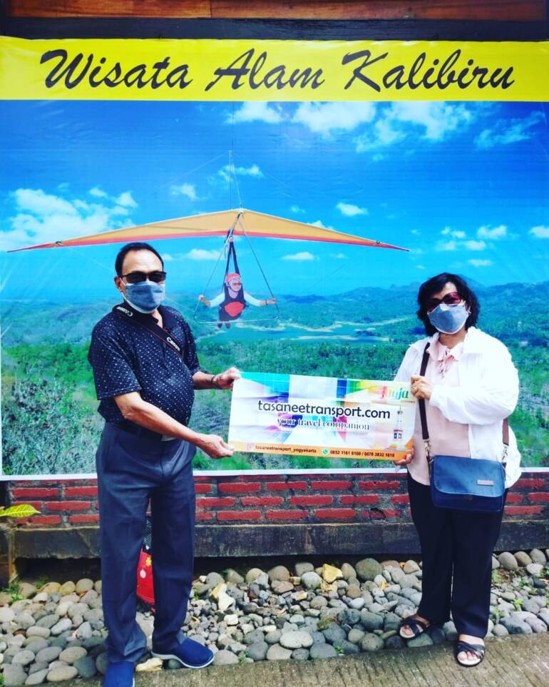 Sewa mobil yogyakarta wisata kali biru bersama Tasanee Transport