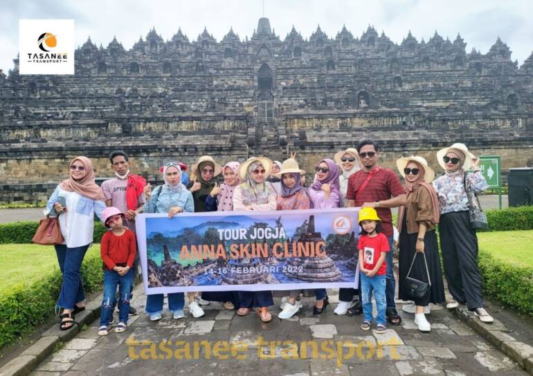 Paket Wisata Borobudur Prambanan yang Profesional Tasanee Transport