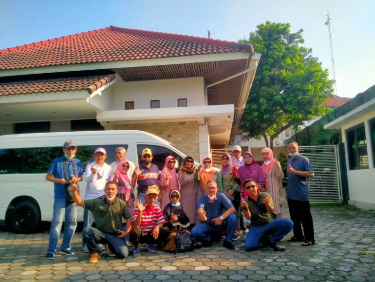 Sewa Mobil Jogja All in Tasanee Transport Solusi Terbaik Perjalanan Anda Di Jogja Dan sekitarnya!